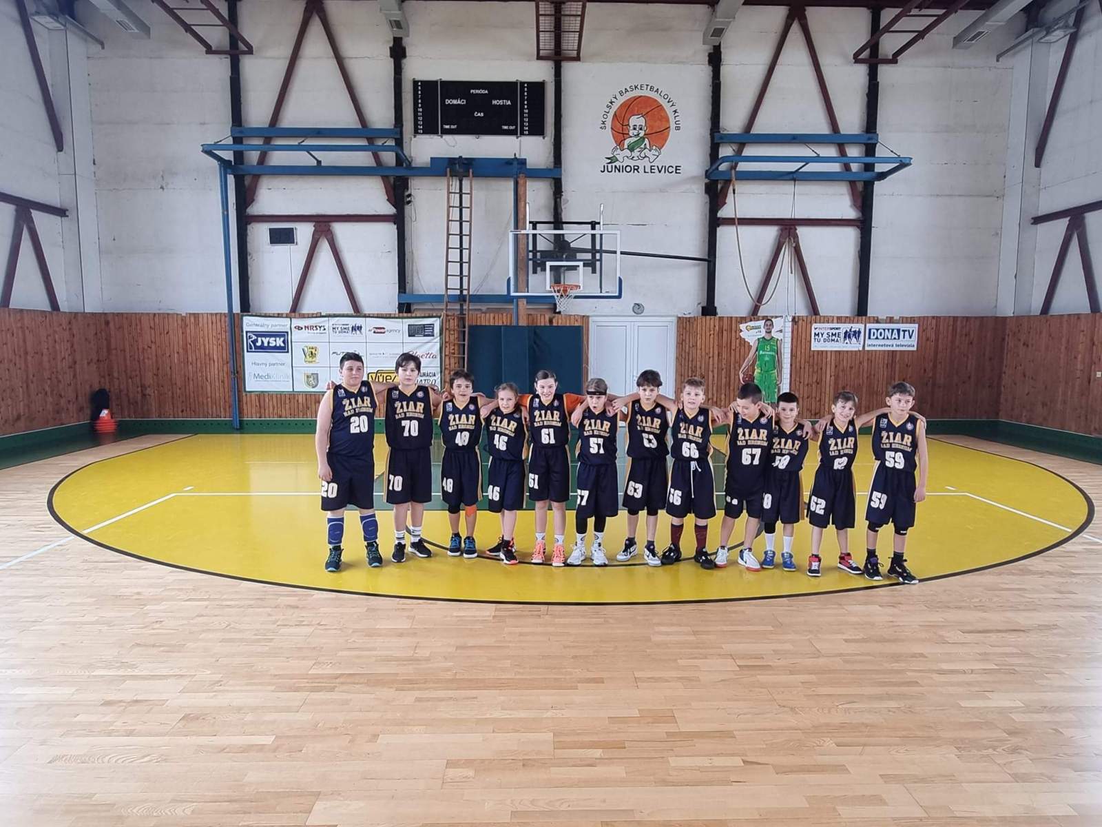 Read more about the article U11 vycestovali na turnaj do Levíc, kde sa stretli s klubmi ŠBK Junior Levice a MBK Victoria Žilina.